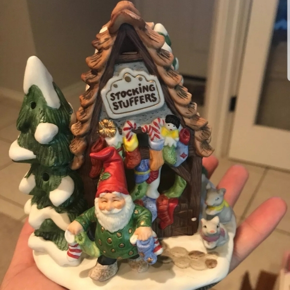 ***SOLD*** Fitz & Floyd Holiday Hamlet - Picture 2 of 8